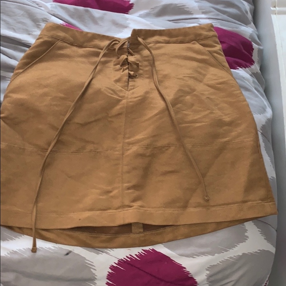 Tan brown skirt!!